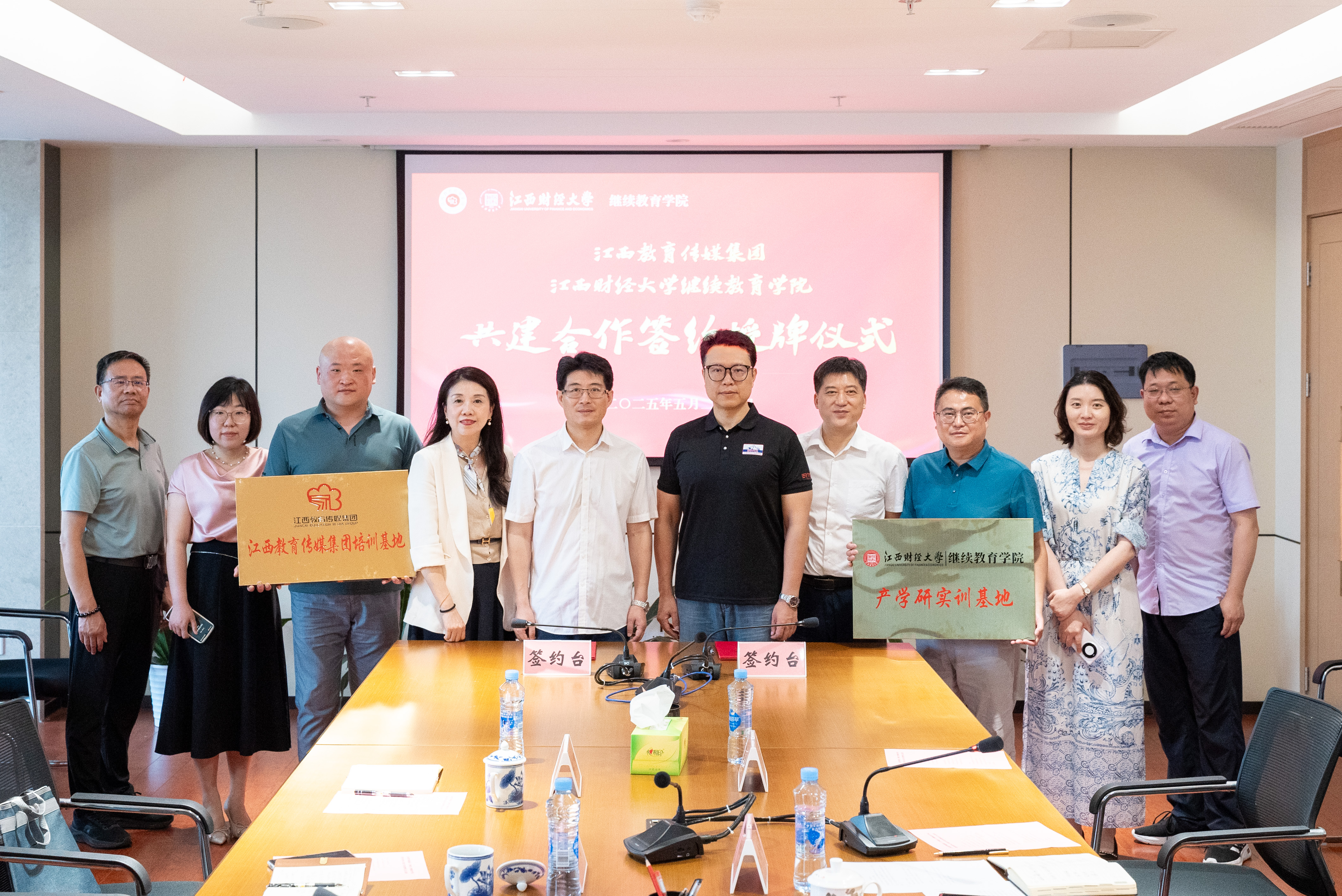 1748414453653011815.png 1748414453653011815.png